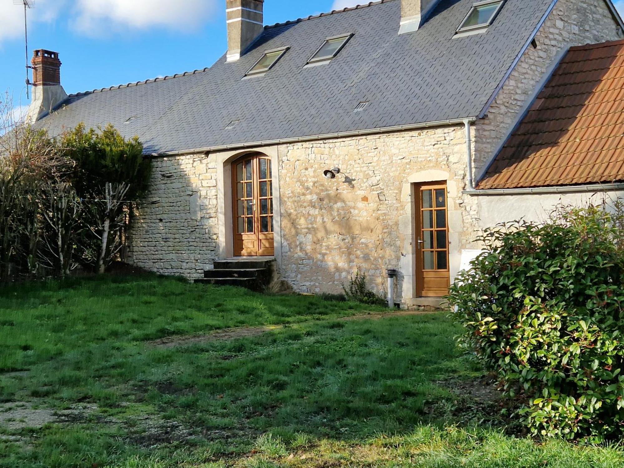 Gite Les Frenes Avec Pre Dans Joli Hameau Vermenton Buitenkant foto